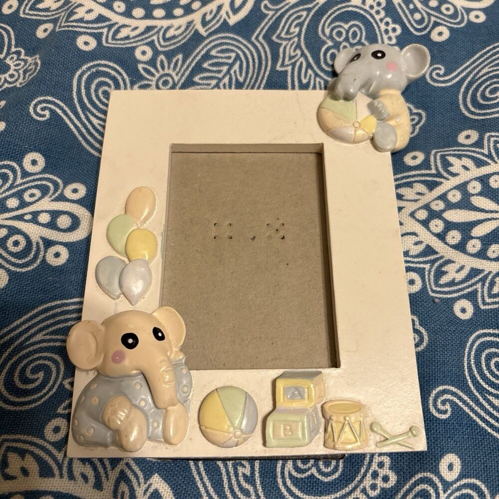 Baby Picture Frame 3D Elephant White Fits 2x3 Photo Baby Shower Infant Gift